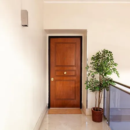 Hidden Gem In Center - Steps From Colosseum * Rome
