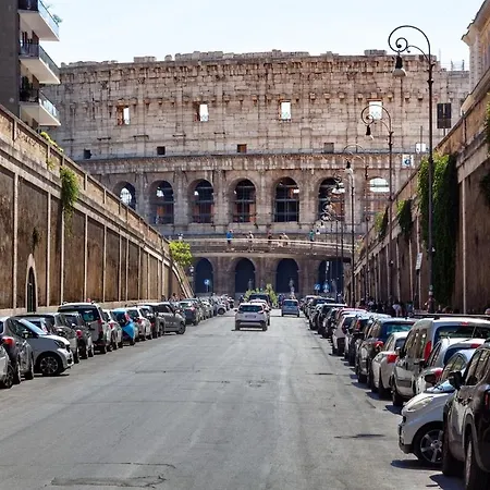 Hidden Gem In Center - Steps From Colosseum شقة روما